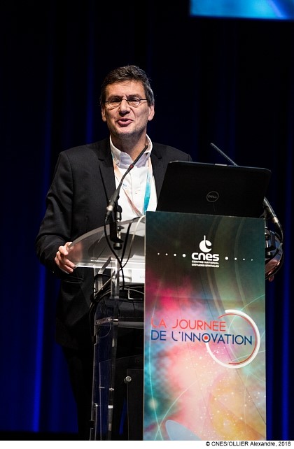 Le CNES a organise pour la troisieme fois, jeudi 25 janvier 2018 a Toulouse, sa Journee de l’Innovation. Ouverte par Jean-Yves Le Gall, President du CNES, elle a permis de faire le point sur les perspectives technologiques, tant pour les systemes orbitaux que pour les lanceurs et un volet specifique consacre aux start-ups, a permis de decouvrir le dynamisme des acteurs africains du domaine.
